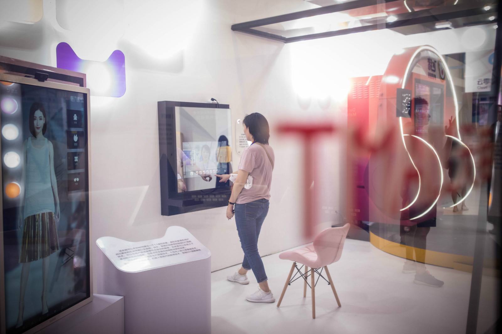 新零售的到来，建材行业通过微分销系统引流？